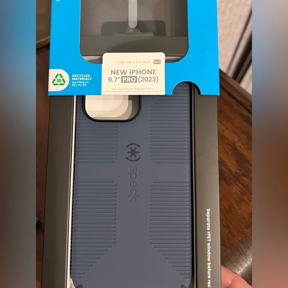 New speck case iPhone 6.7 Pro 2023 model